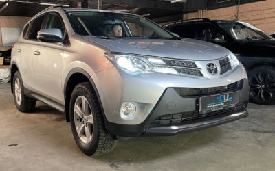 Установили bi-led модули Aozoom A17 вместо штатного ксенона на Toyota RAV4, 2014 года выпуска