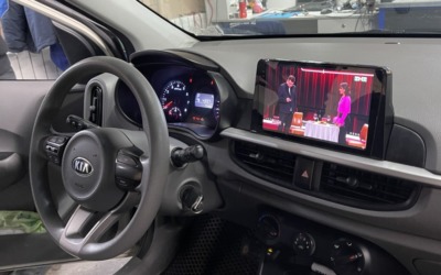 Установили мультимедиа на базе Андроид на автомобиль Kia Picanto 2014, установили мультируль, камеру заднего вида