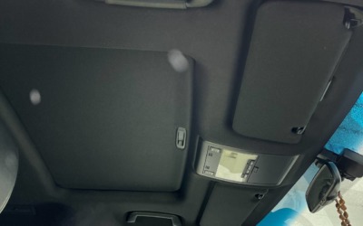 Toyota Land Cruiser 200 — перетяжка потолка, боковых и задних стоек, ручек, покраска плафонов