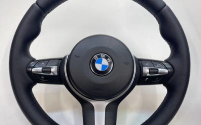 Перетянули руль BMW с утолщением в экокожу