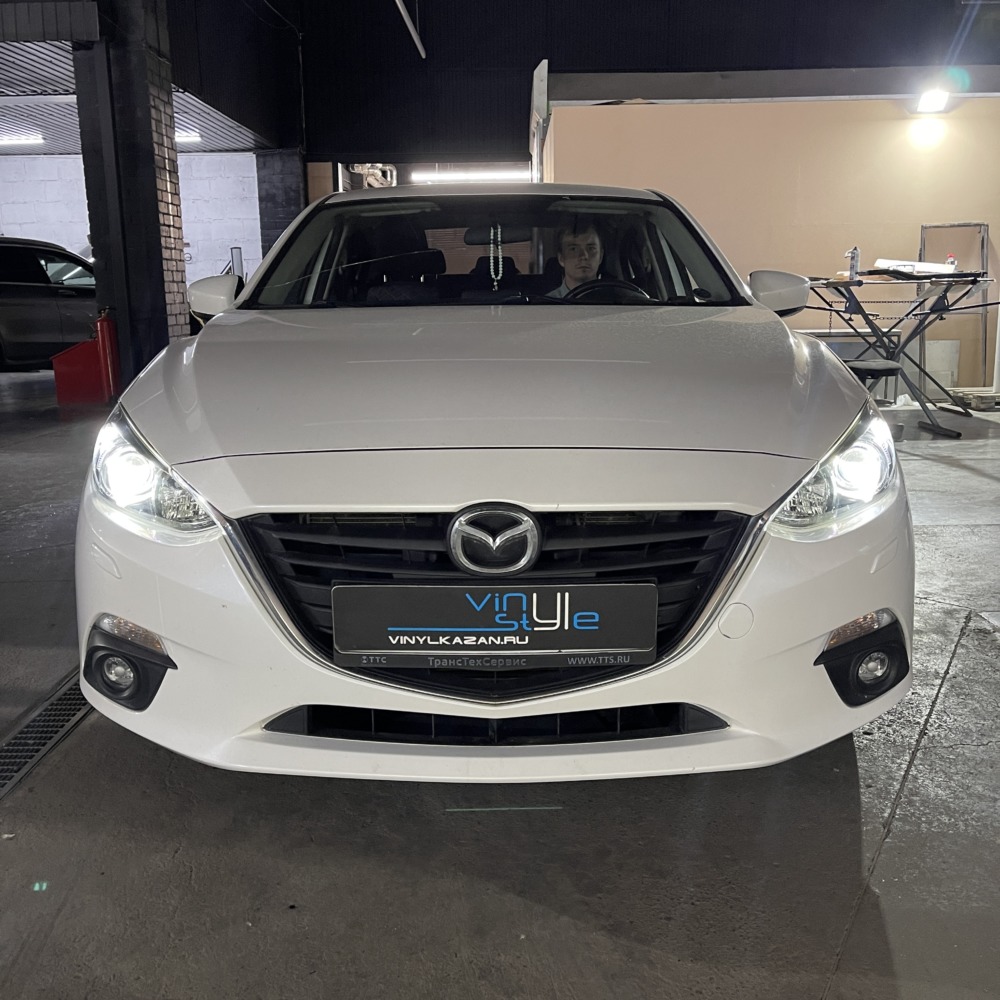 Вместо штатного галогена установили bi-led модули A3 Max на Mazda 3 - Vinyl  Style