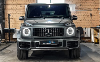 Установили бесштыревые доводчики дверей для Mercedes G-Class