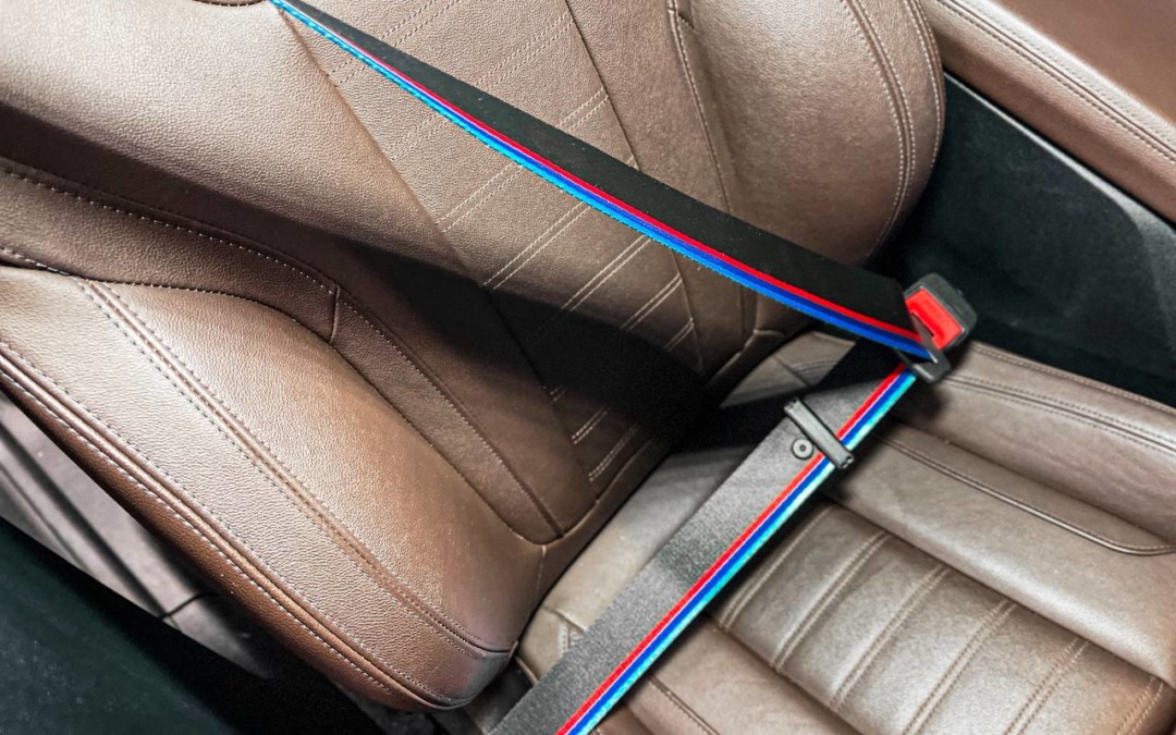 Заменили ремни безопасности на автомобиле BMW X3