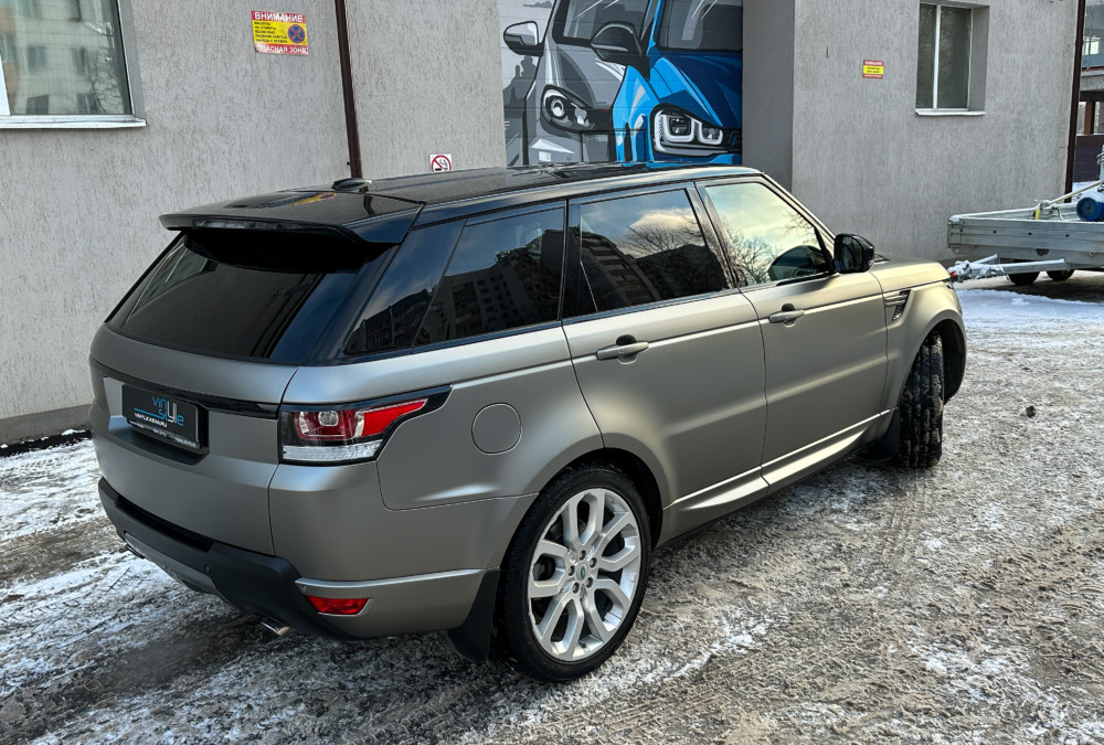 Бронирование кузова Range Rover SE цветной полиуретановой плёнкой, бронирование лобового стекла, перетяжка руля