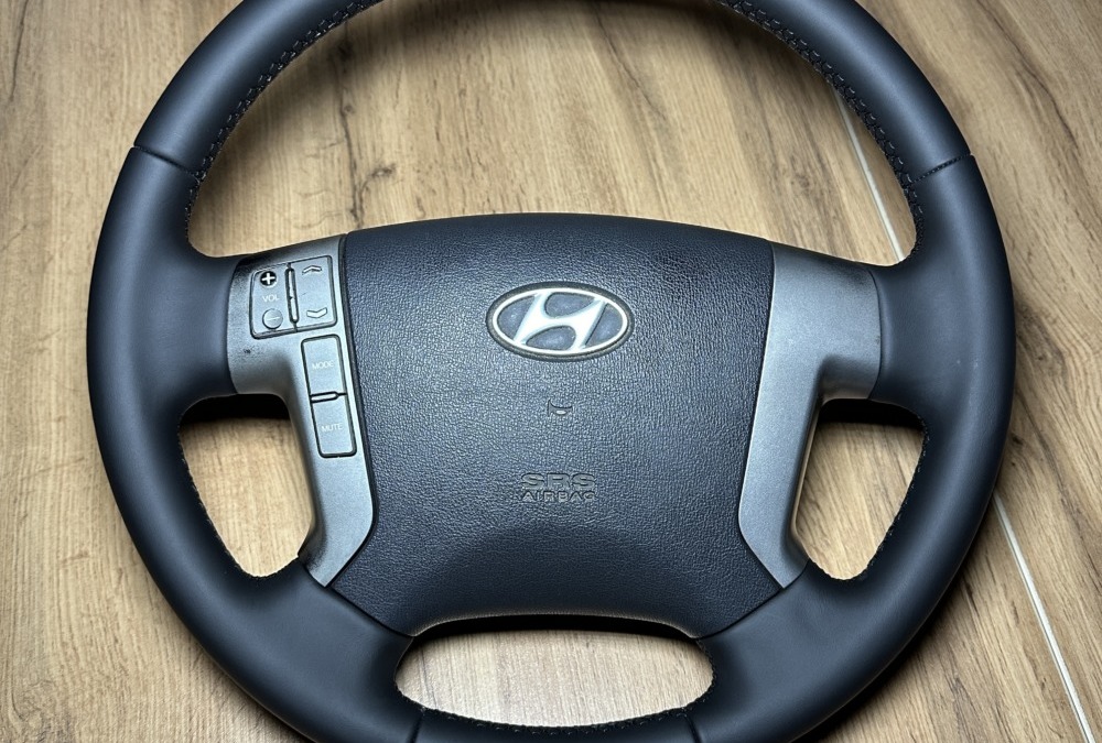 Перетяжка руля и ручки КПП Hyundai Starex в натуральную кожу