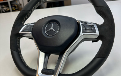 3х-цветная перетяжка руля от Mercedes E250