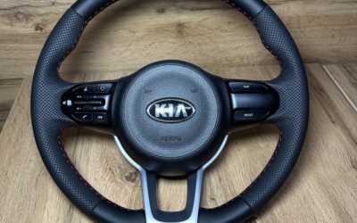 Перетяжка руля автомобиля Kia Rio натуральной кожей c сохранением обогрева