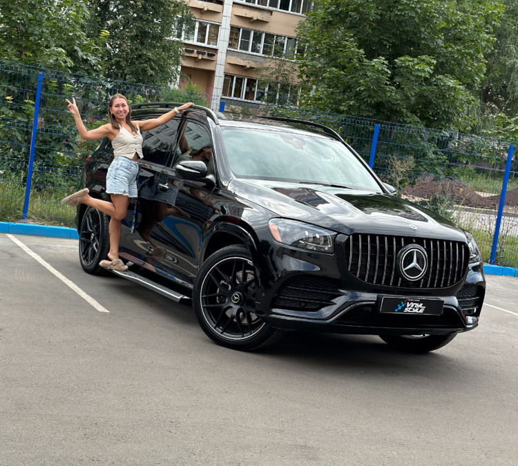 Mercedes GLS — установка электрических выдвижных порогов и бесштыревых доводчиков