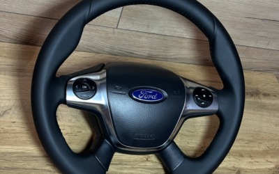 Перетяжка руля Ford Focus 3 под оригинал в натуральную кожу