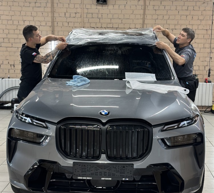 BMW X7 — бронирование кузова и установка охранной системы с актуатором