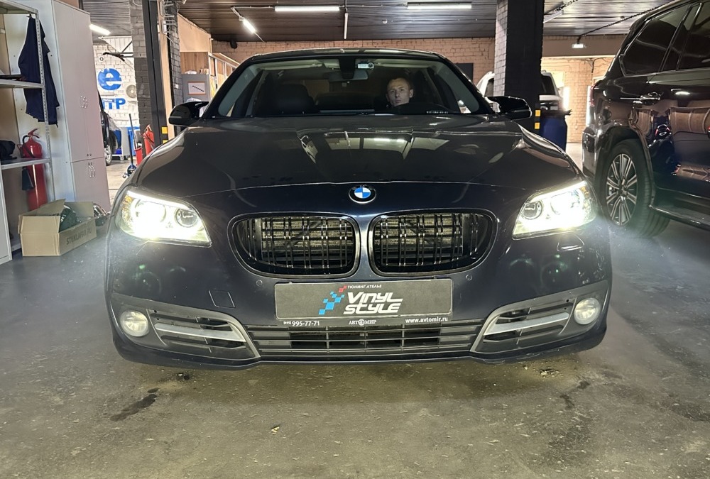 Установили мощные светодиодные Bi-Led модули Aozoom K3 Night Dragon на автомобиль BMW 5 series f10