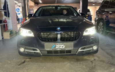 Установили мощные светодиодные Bi-Led модули Aozoom K3 Night Dragon на автомобиль BMW 5 series f10