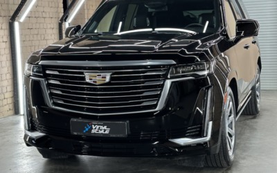 Cadillac Escalade — полировку кузова и нанесение керамического состава, пошив ковров в салон авто