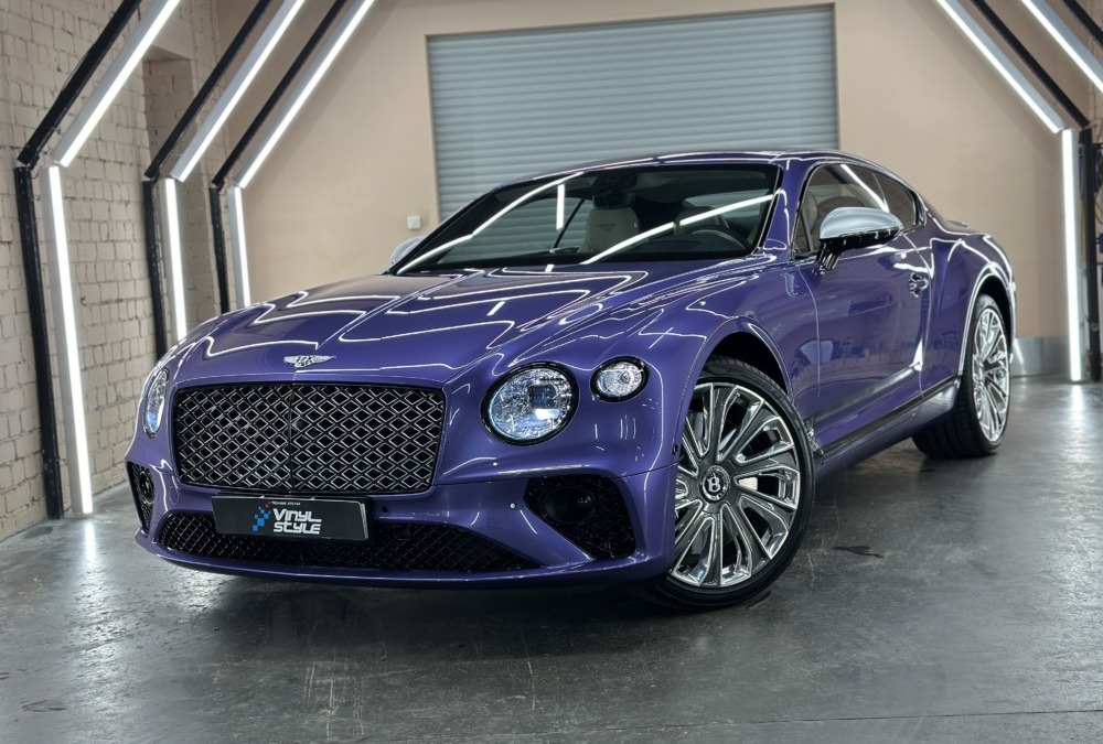 Bentley Continental GT — оклейка кузова цветной полиуретановой пленкой, антихром, обработка кожи, пошив ковров