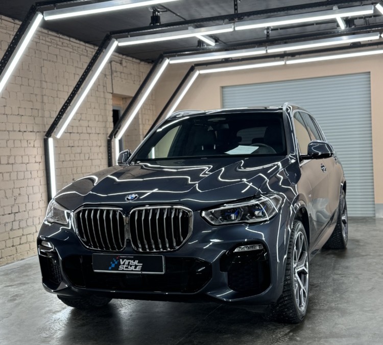 Полировка кузова BMW X5 и нанесение керамического состава