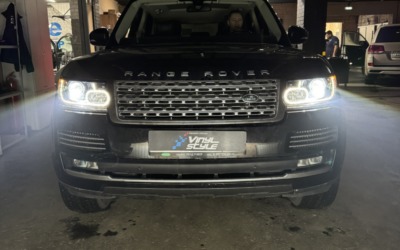 На Range Rover Vogue вместо штатного би-ксенона установили bi-led модули Aozoom K3 Dragon Knigh