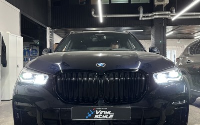 BMW X5 2022 года — установили би-лед модули Aozoom A4+