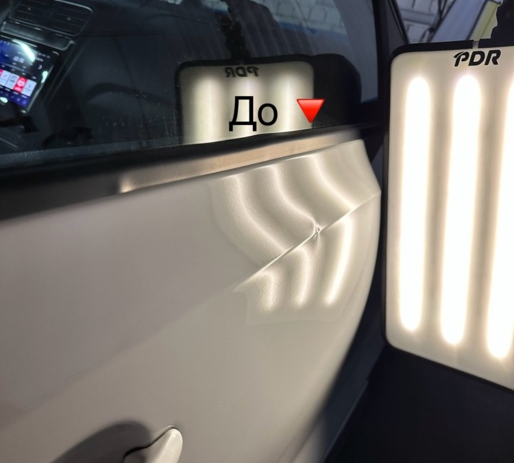 Ремонт вмятин без покраски на кузове автомобиля Volkswagen Polo GT