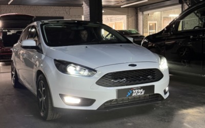 Установили bi-led модули Aozoom A4+ на Ford Focus 2017 год