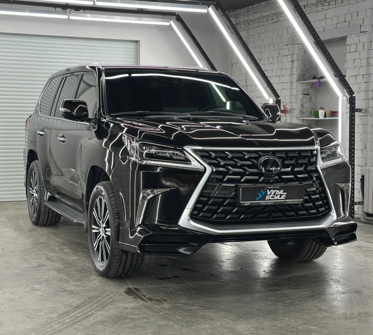 Полировка кузова Lexus LX 570 с нанесением керамики