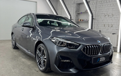 BMW 2 серии — очистка кузова после попадания краски, полировка кузова, нанесение керамики