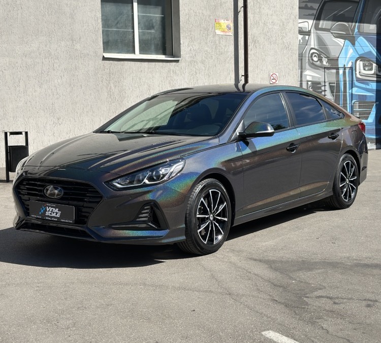 Оклейка кузова цветной полиуретановой пленкой и антихром — Hyundai Sonata
