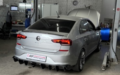 Установка управляемого выхлопа на заслонке на автомобиль Volkswagen Polo
