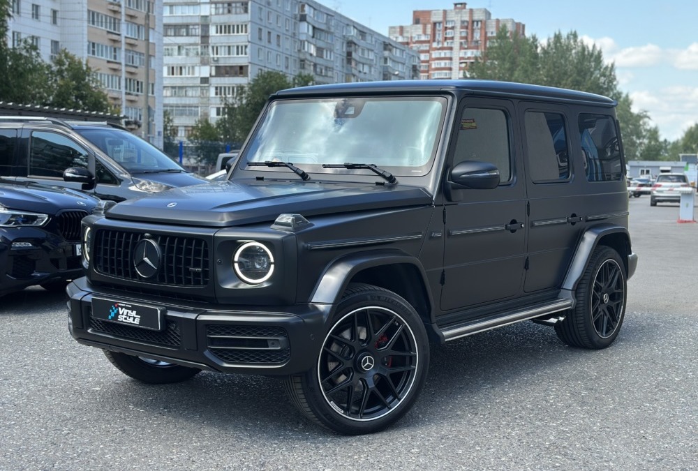 Mercedes G class — раздвоение выхлопа, установка доводчиков дверей, пошив подушек