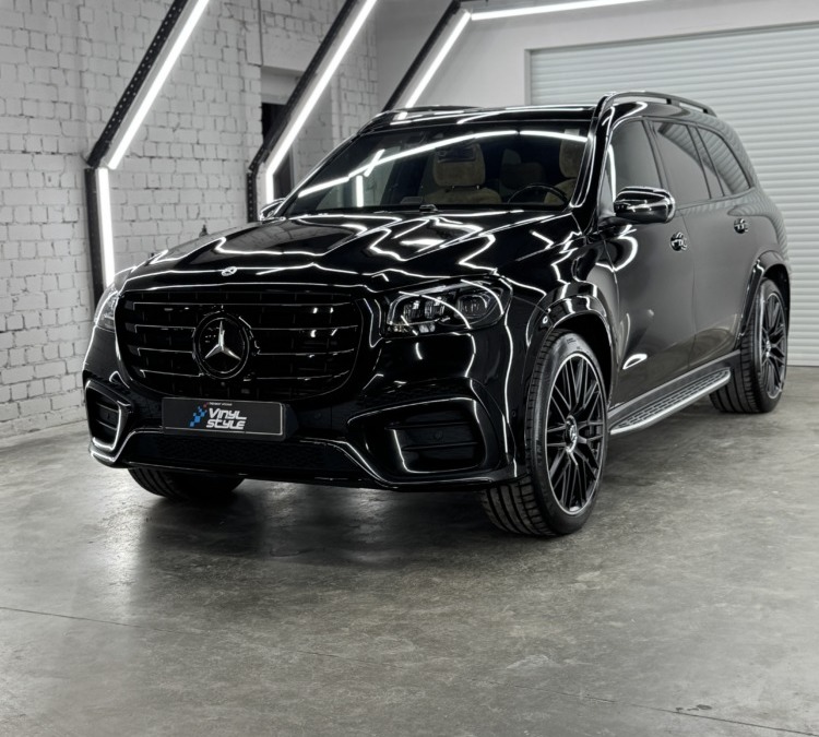 Попала краска на автомобиль Mercedes GLS на стройке — чистка кузова и нанесение керамики