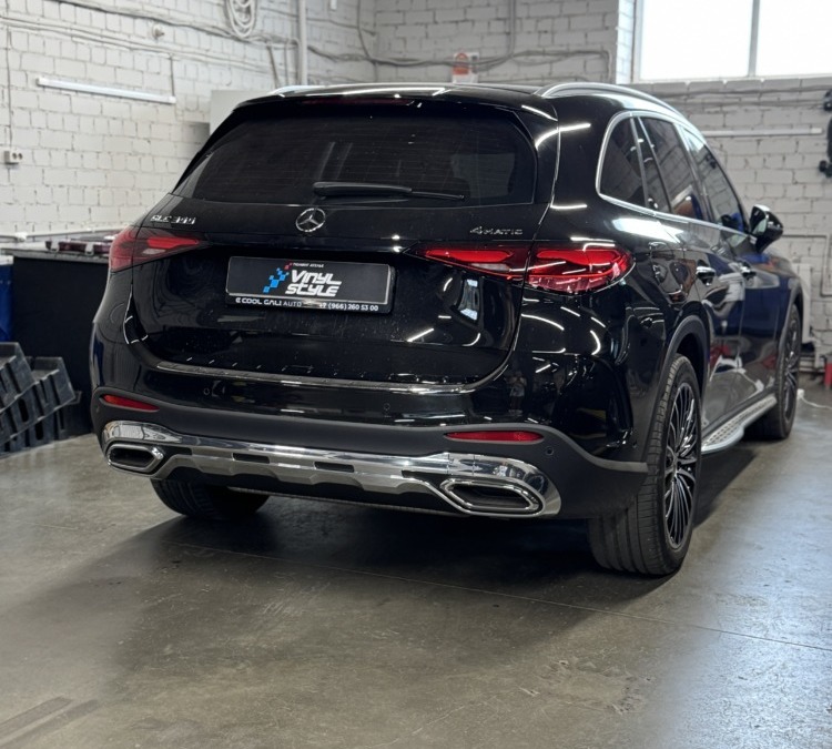 Mercedes GLC — установили охранную систему StarLine E97 с сохранением штатного ключа