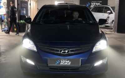 Hyundai Solaris 2016 года — установка топовых вариантов biled модулей Aozoom K3 Dragon Knight