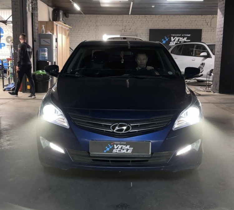 Hyundai Solaris 2016 года — установка топовых вариантов biled модулей Aozoom K3 Dragon Knight
