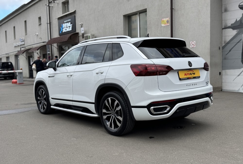 Привезли Volkswagen Tayron 2.0 220 л.с. 2022 г. с пробегом 41 841 км из Южной Кореи