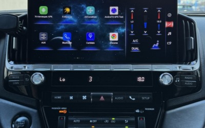 Toyota Land Cruiser 200 — установка производительной мультимедиа 13.3 дюймов, HD разрешением 1920×1080