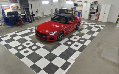 BMW Z4 2023 — бронирование кузова, установка кругового обзора, установка доводчиков дверей