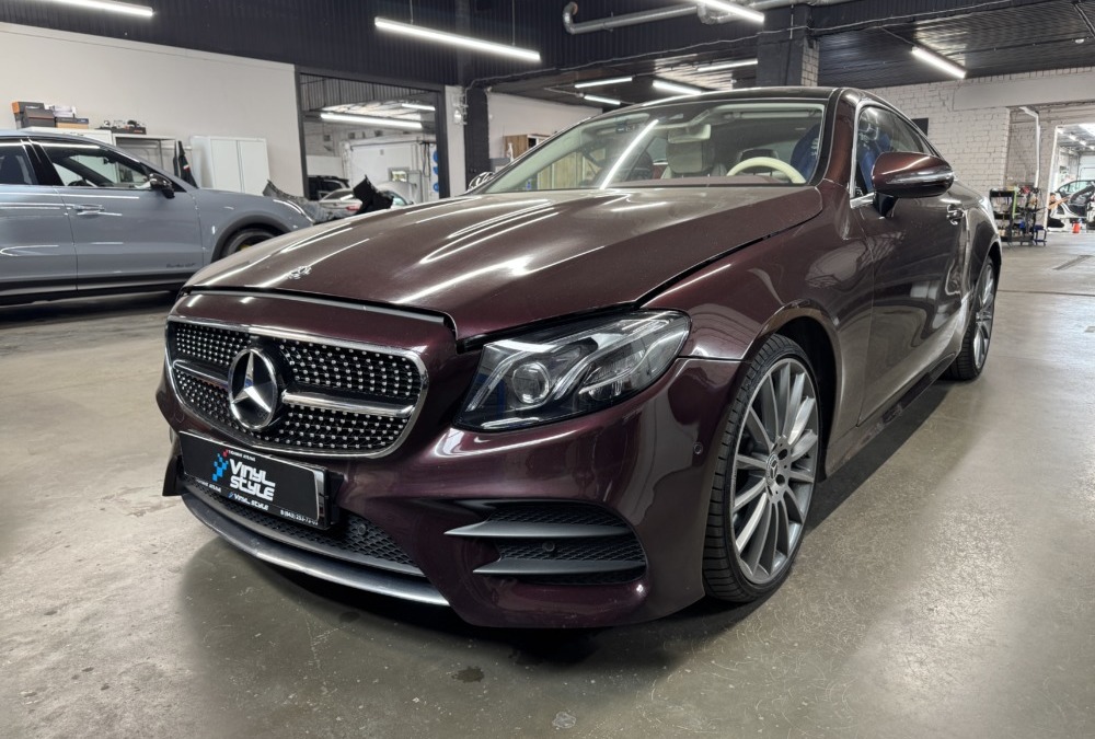 Mercedes E200 — установили охранную систему с дистанционным запуском двигателя StarLine S96