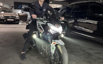 Мотоцикл Kawasaki Z900 — установка би-лед модулей