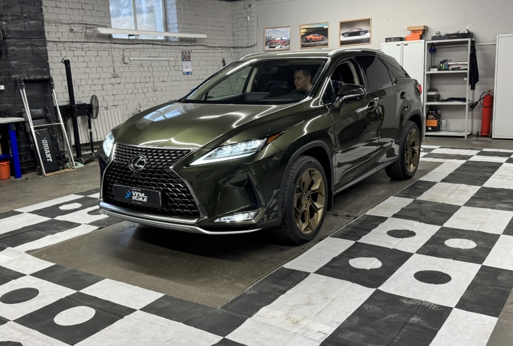 Lexus RX 300 — установка системы кругового обзора 360° в штатное головное устройство
