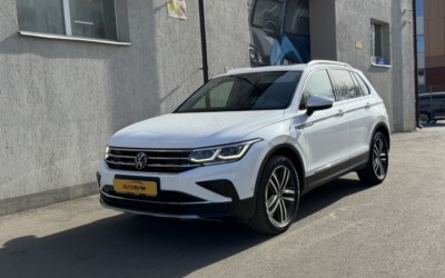 Привезли автомобиль Volkswagen Tiguan, 2.0 TDI, 2022 из Южной Кореи нашему клиенту