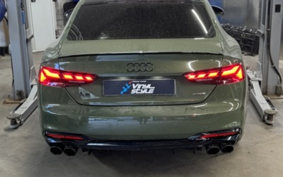 На Audi A5 заменили задний диффузор, установили насадки и сделали управляемый выхлоп на заслонке
