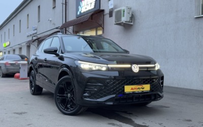 Привезли новый Volkswagen Tiguan 2025 года для клиента из Уфы