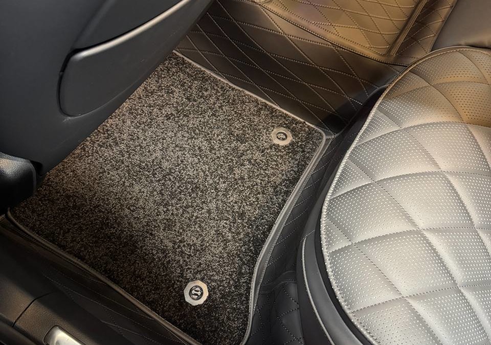 Mercedes S450 — пошив ковров в салон автомобиля и в багажник