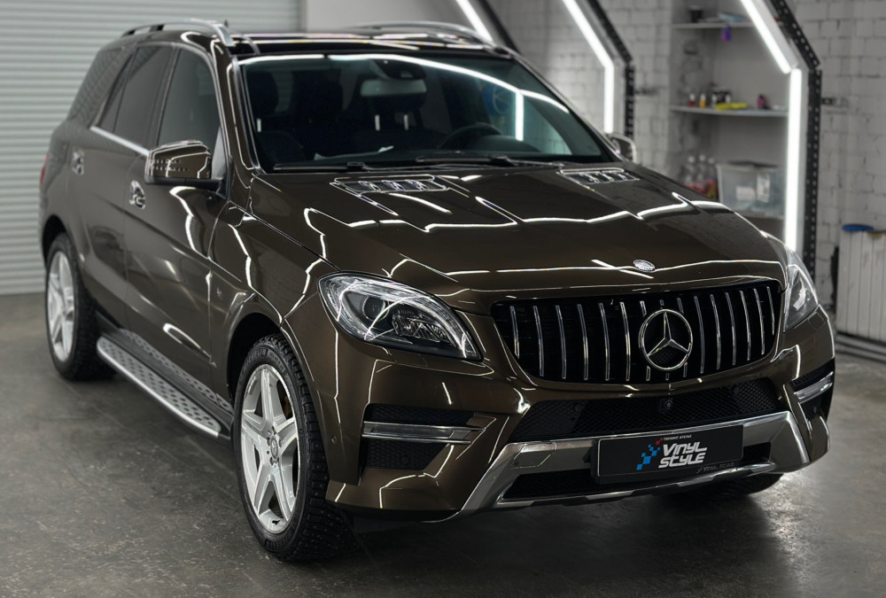 Полировка кузова автомобиля Mercedes GLE и нанесение керамики