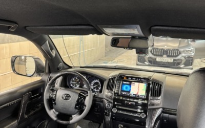 Toyota Land Cruiser 200 — аквапринт, перетяжка потолка с покраской потолочного пластика, покраска элементов салона