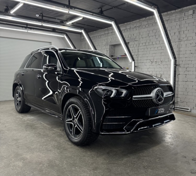 Mercedes GLE — полировка кузова и нанесение керамики