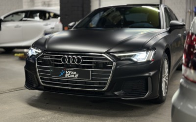 Оклейка автомобиля Audi A6 матовой полиуретановой пленкой