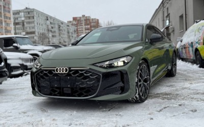 В продаже абсолютно новый автомобиль Audi А5L 40TFSI Quattro, 2.0 S tronic (204 л.с.) в максимальной комплектации