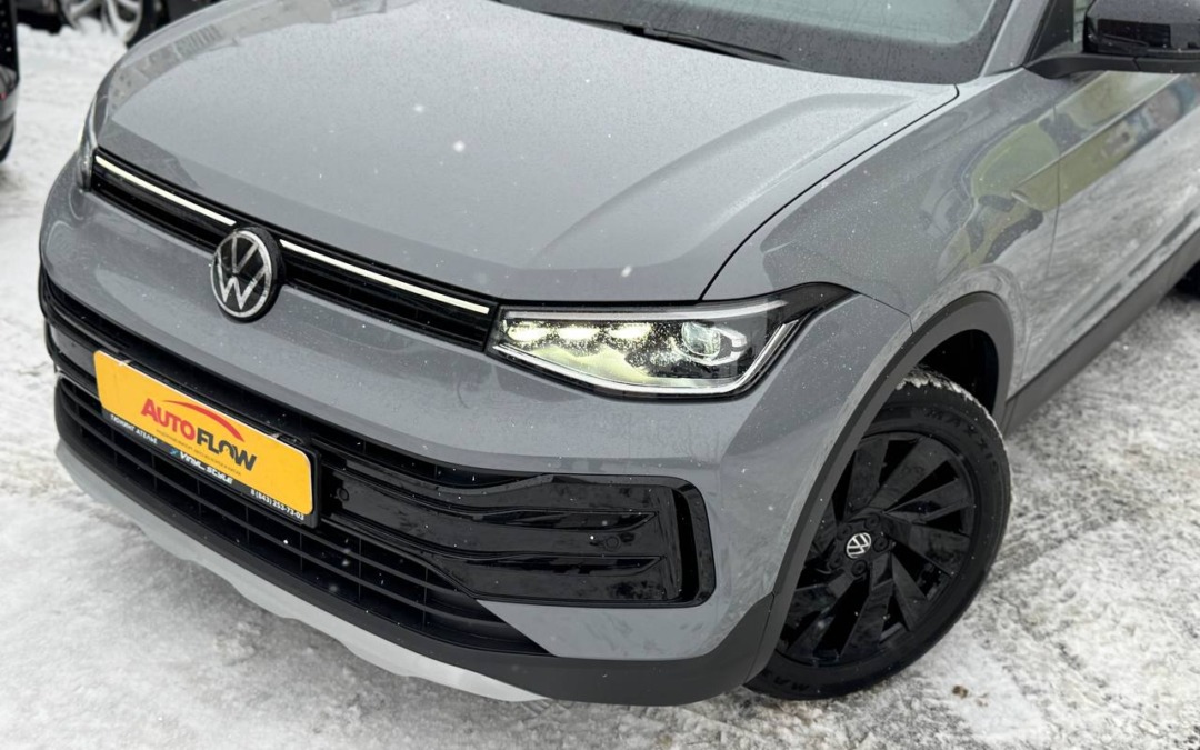 В продаже новые Volkswagen Tharu XR , 2025 г.выпуска, 300 TSI, 1.5АМТ (160 л.с.)