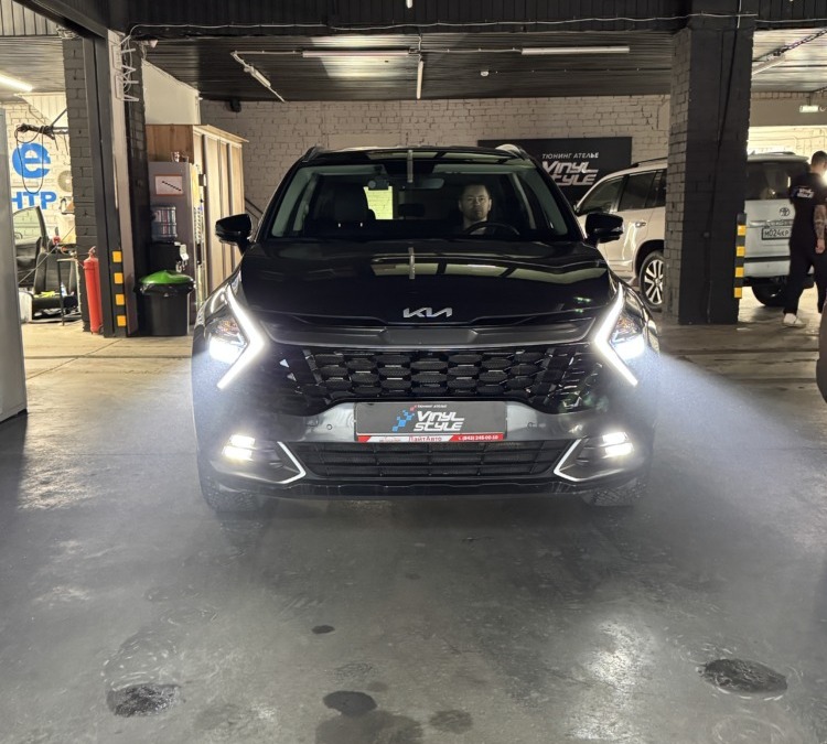 Kia Sportage 2025 года — установка biled модулей в фары