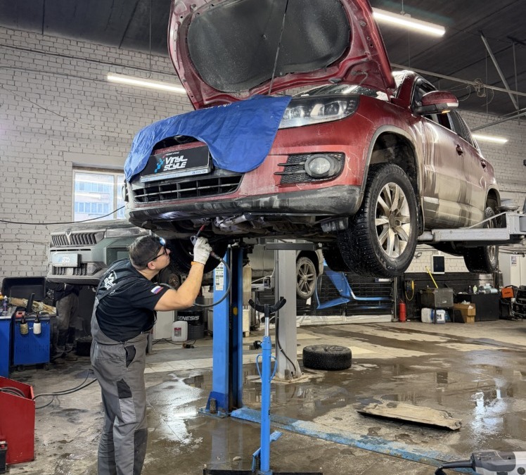 Ремонт Volkswagen Tiguan — наличие масла в системе охлаждения